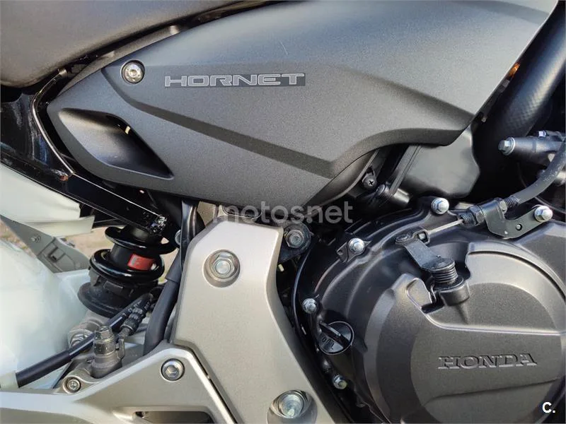 Honda CB600F Hornet - Vista 13