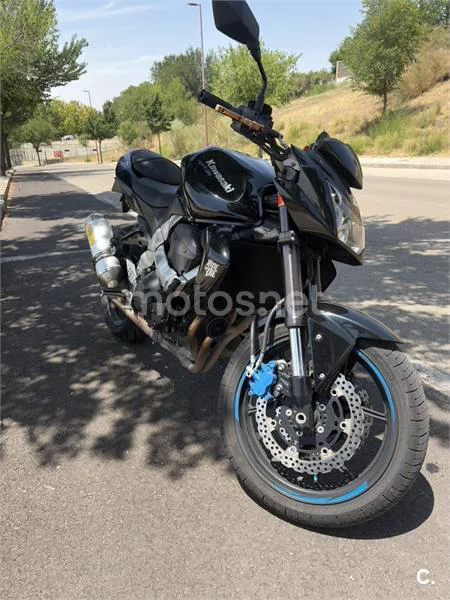 Kawasaki Z750 - Vista 4
