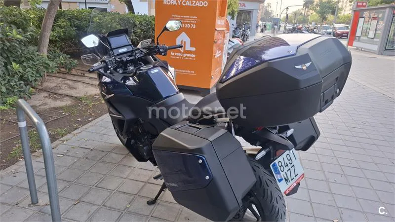 Honda NT1100 - Vista 12
