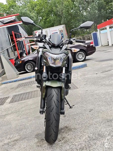 Kawasaki Z650 - Vista 4