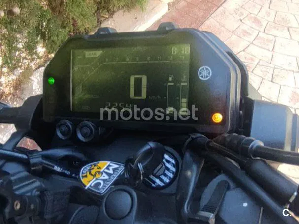 Yamaha MT-03 - Vista 7