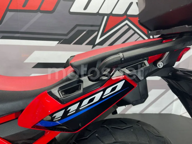 Honda CRF1100L Africa Twin - Vista 23