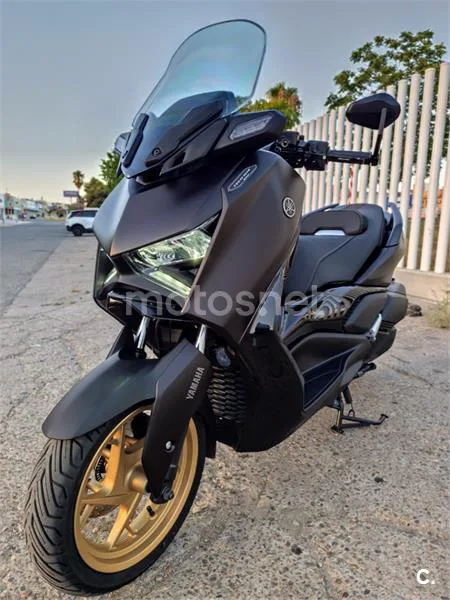 Yamaha XMAX 300 5990 € 2024 Sevilla - 1