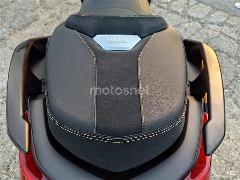 Yamaha XMAX 300 - Vista 21