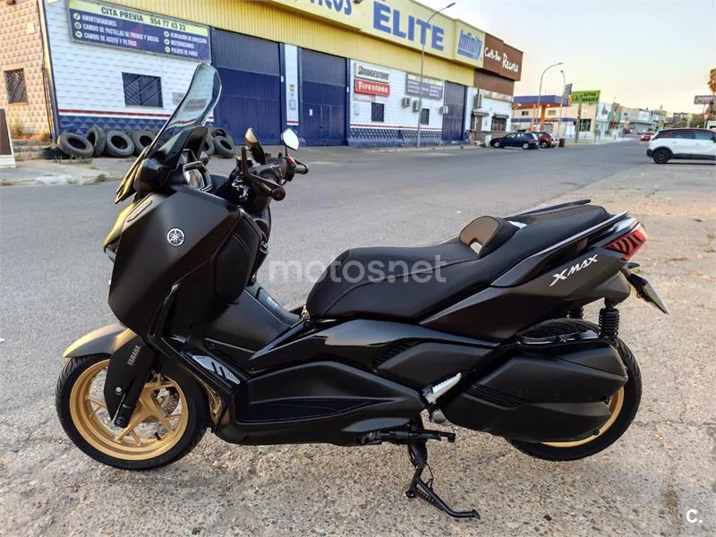 Yamaha XMAX 300 - Vista 6