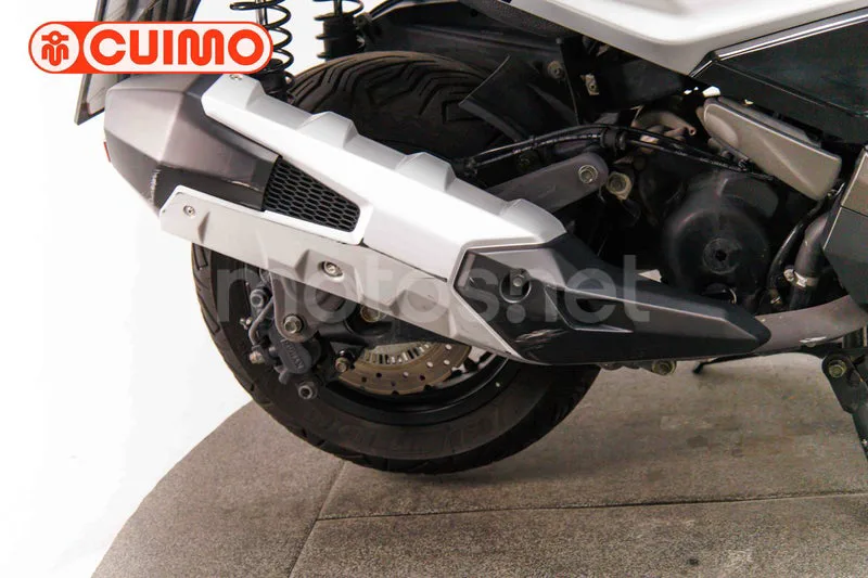 Kymco DTX 350 - Vista 17