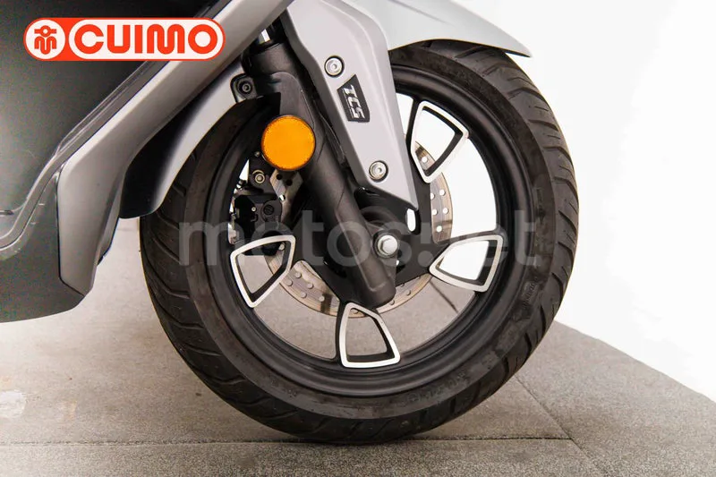 Voge SR1 125 - Vista 27