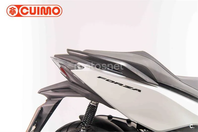 Honda Forza 125 - Vista 16