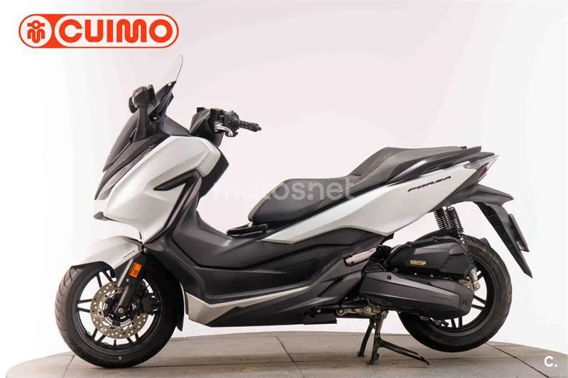 Honda Forza 125 - Vista 8