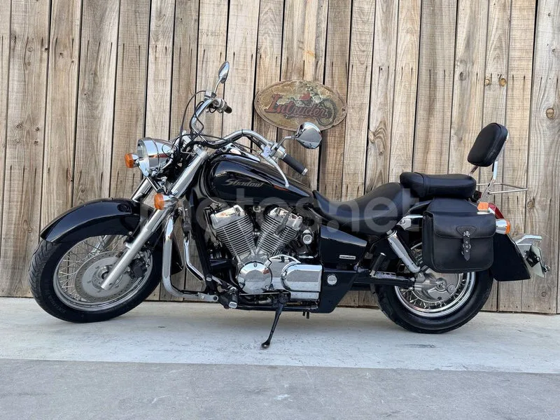 Honda Shadow 750 - Vista 11