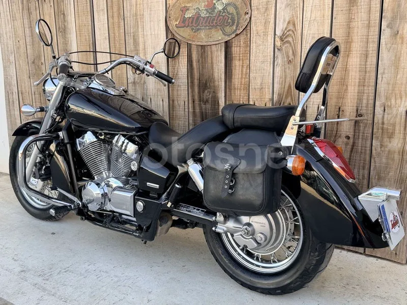 Honda Shadow 750 - Vista 5