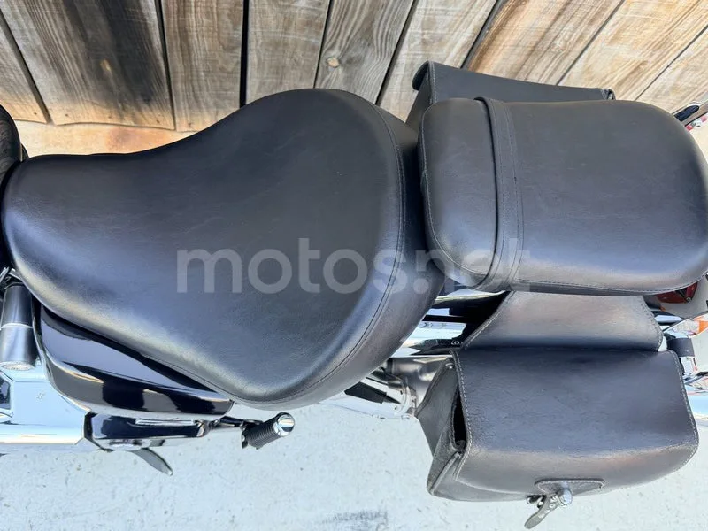Honda Shadow 750 - Vista 8