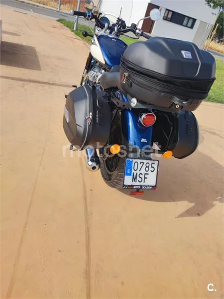 Royal Enfield Super Meteor 650 - Vista 5