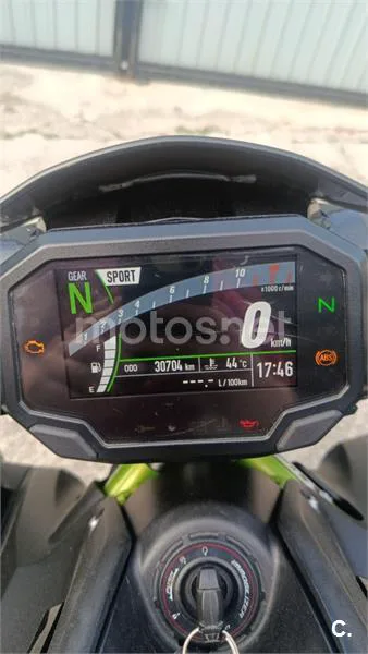 Kawasaki Z900 - Vista 7