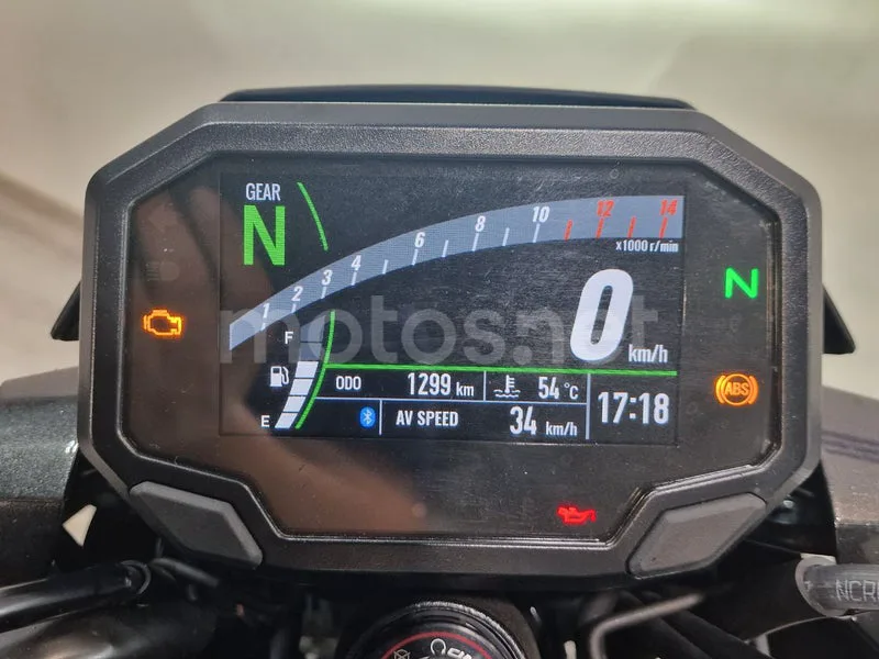 Kawasaki Z500 - Vista 9