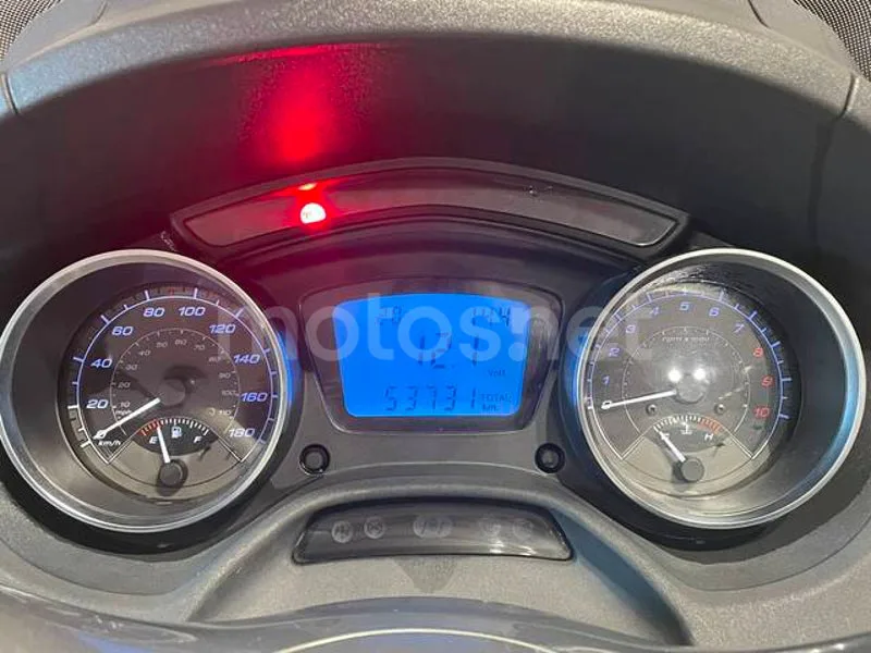 Piaggio MP3 - Vista 13