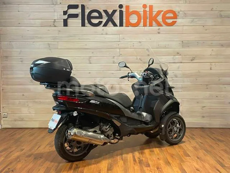Piaggio MP3 - Vista 4