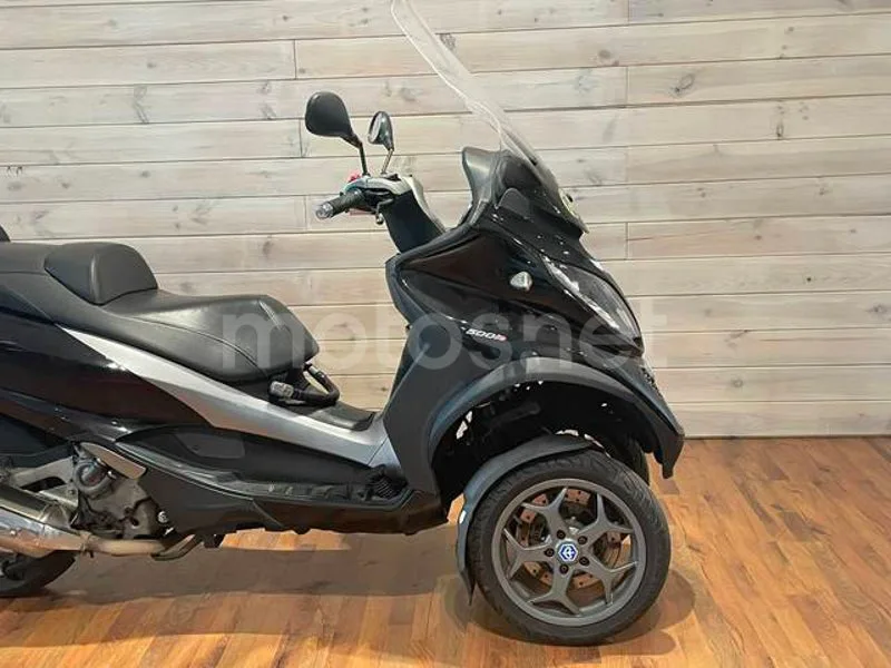 Piaggio MP3 - Vista 8