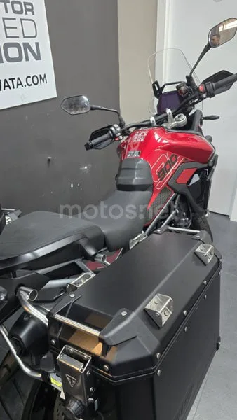Triumph Tiger 900 - Vista 7