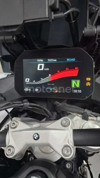 BMW S 1000 XR - Vista 8