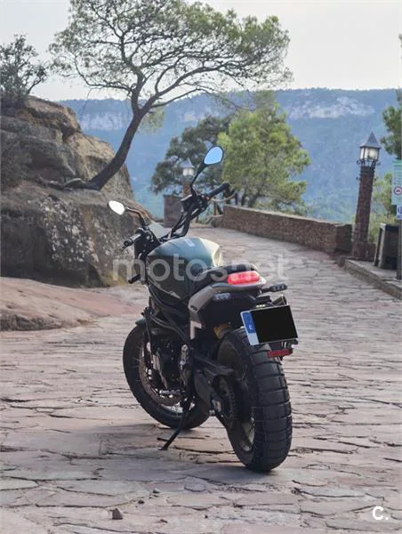 Benelli Leoncino 800 - Vista 3
