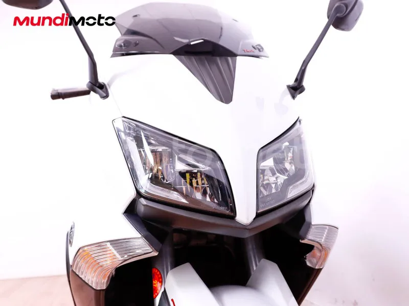 Yamaha TMAX 530 - Vista 5