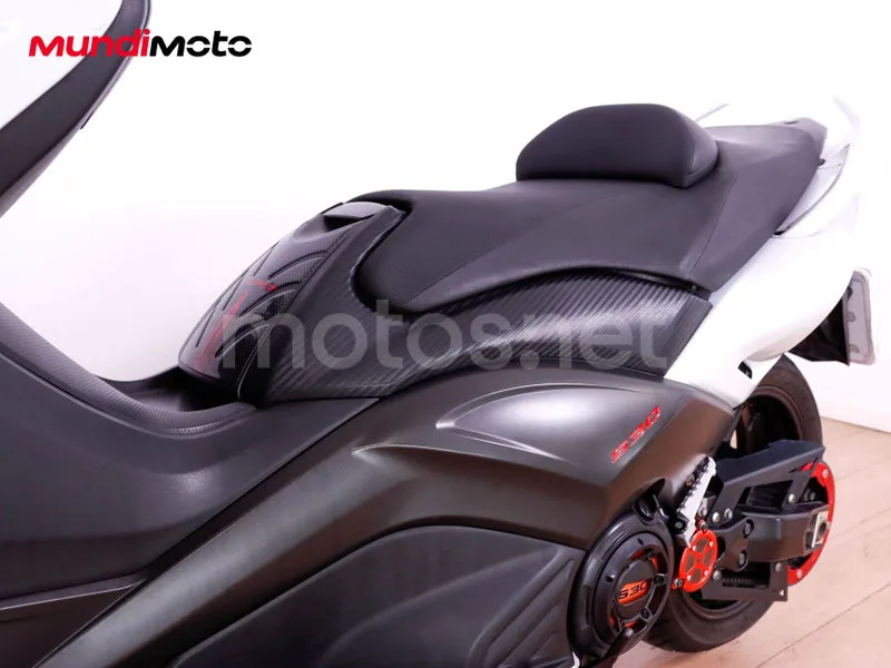 Yamaha TMAX 530 - Vista 10
