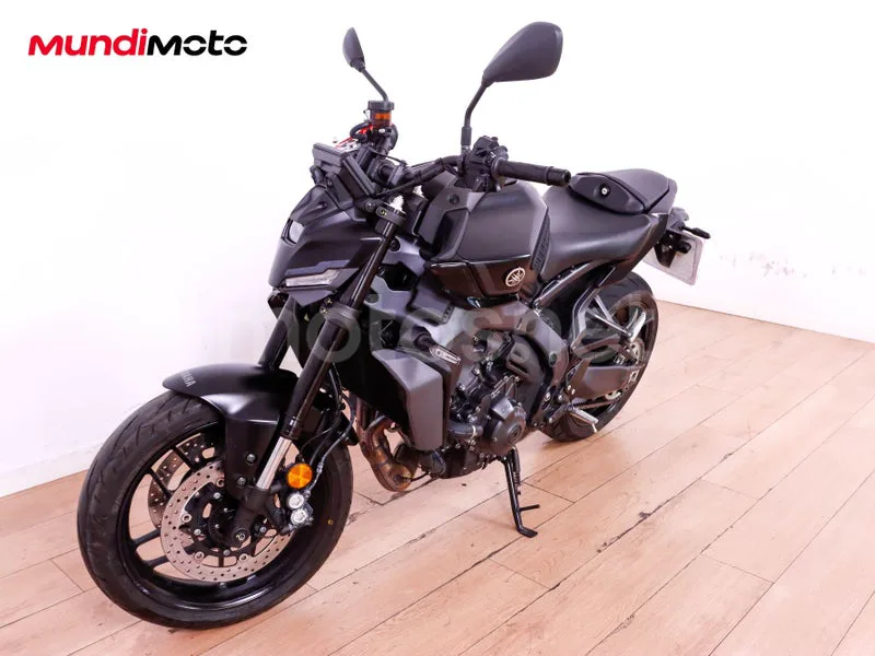 Yamaha MT-09 - Vista 7