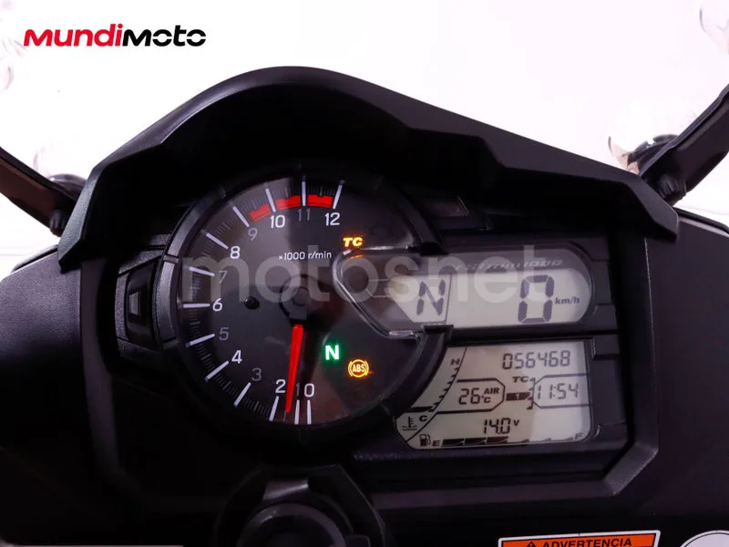 Suzuki V-Strom 1000 - Vista 12