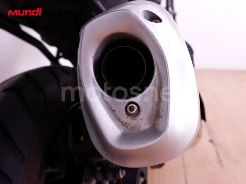 Suzuki V-Strom 1000 - Vista 16