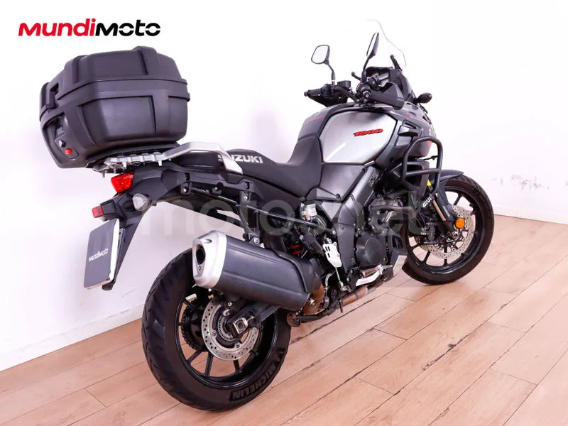 Suzuki V-Strom 1000 - Vista 3