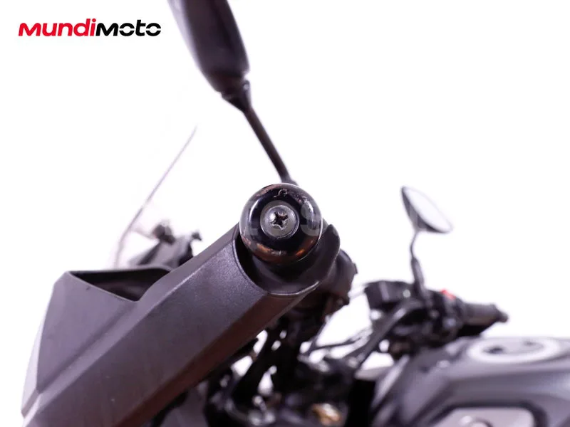 Suzuki V-Strom 1000 - Vista 30