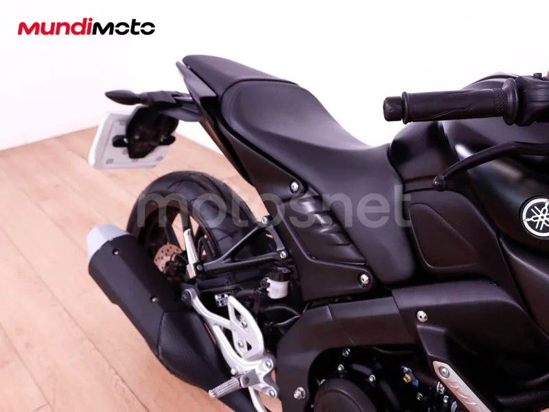 Yamaha MT-125 - Vista 28