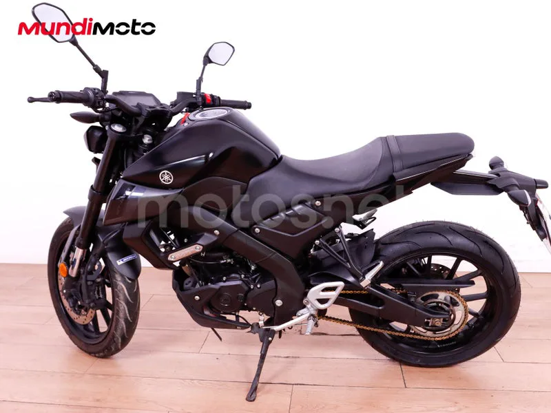 Yamaha MT-125 - Vista 6