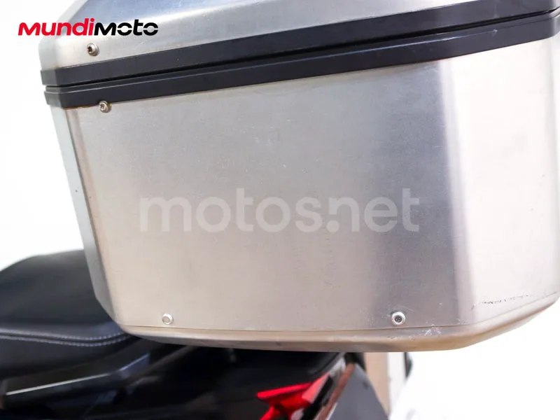 Benelli TRK 502 - Vista 39