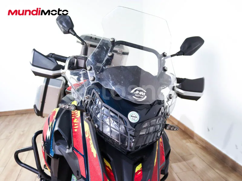 Benelli TRK 502 - Vista 5