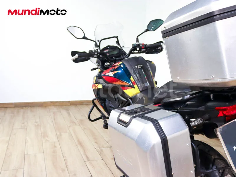 Benelli TRK 502 - Vista 9
