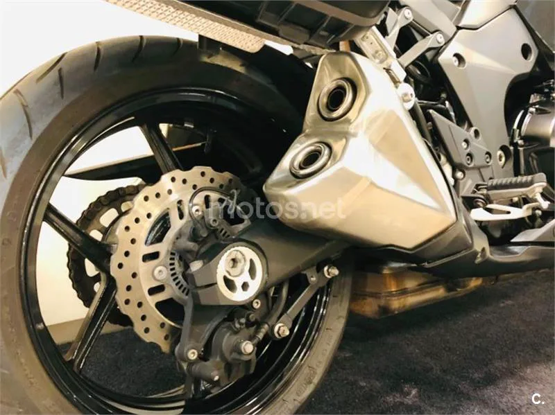 Kawasaki Z1000 SX - Vista 8