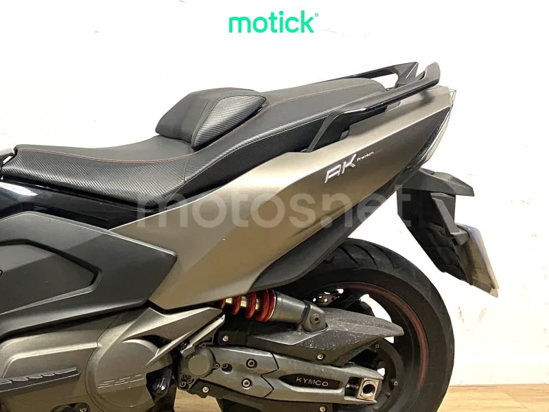 Kymco AK 550 - Vista 7