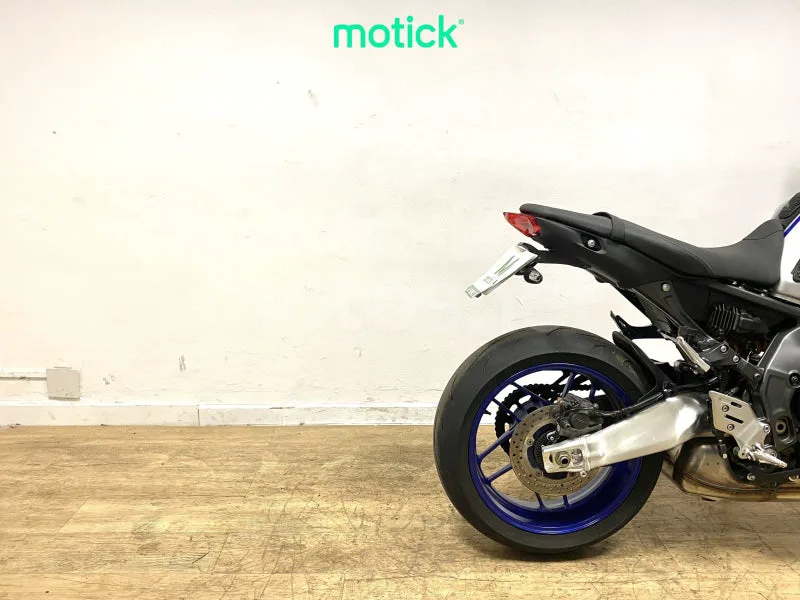 Yamaha MT-09 - Vista 3