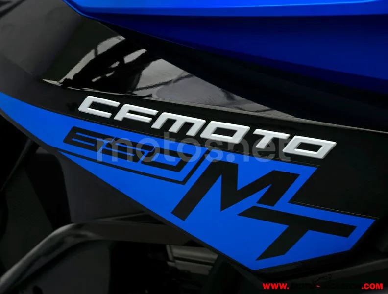 CFMOTO 650MT - Vista 9