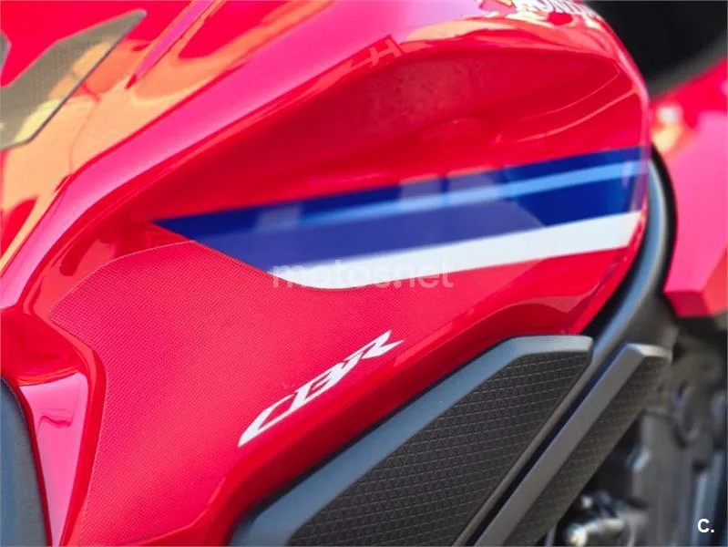 Honda CBR650R - Vista 13