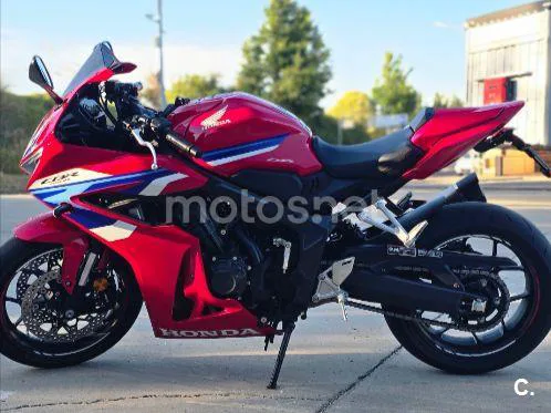 Honda CBR650R - Vista 3
