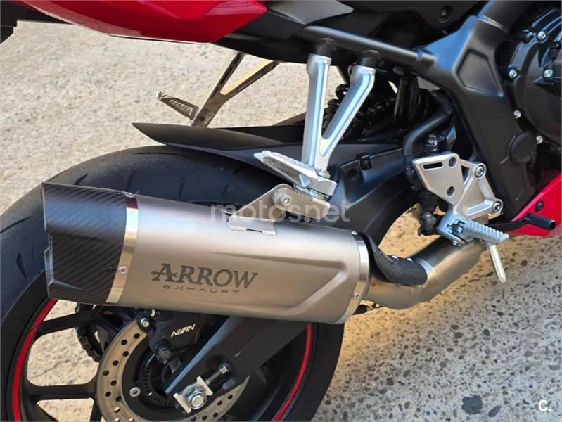 Honda CBR650R - Vista 9