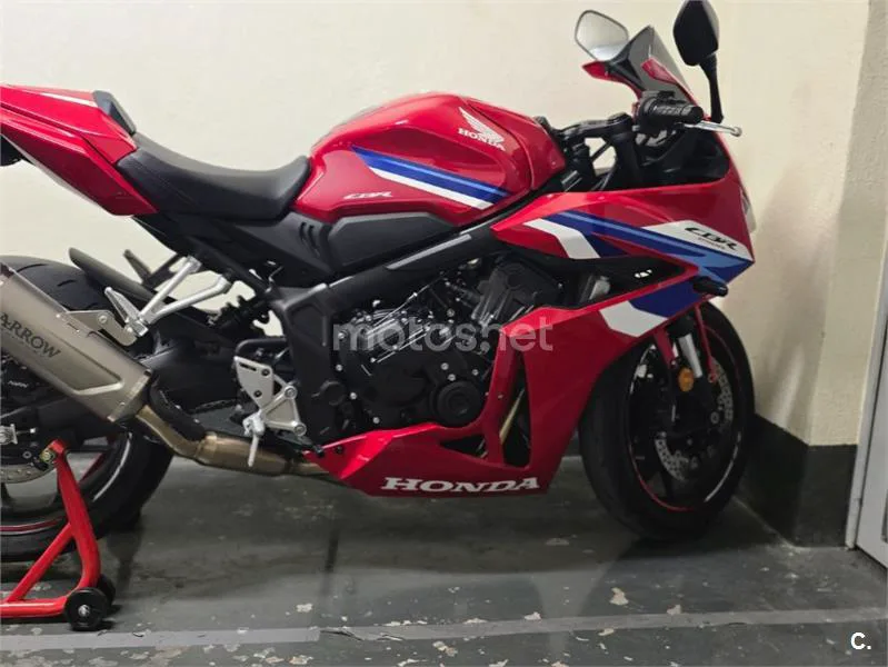 Honda CBR650R - Vista 10