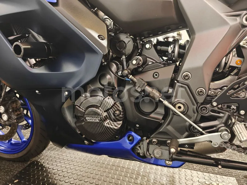 Yamaha YZF-R7 - Vista 16