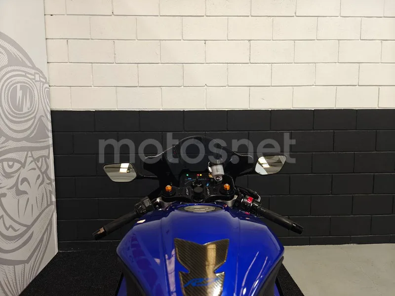 Yamaha YZF-R7 - Vista 8