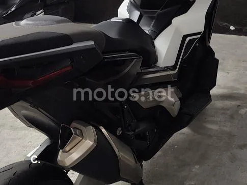Honda X-ADV - Vista 2