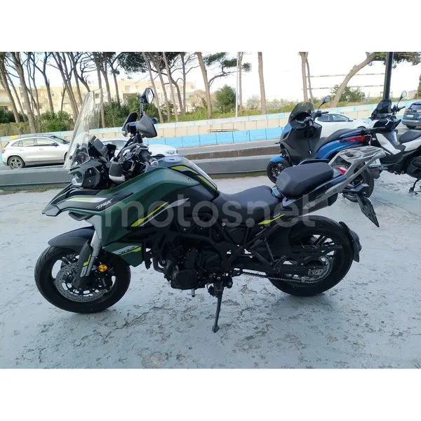 Benelli TRK 702 - Vista 3