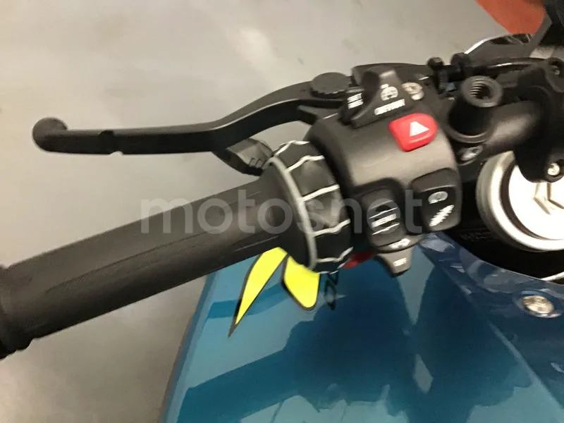 BMW F 900 R - Vista 8